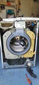 Changement pompe de vidange linge N°2 - BricoSolutions