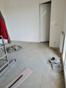 Dépose de la moquette - BricoSolutions