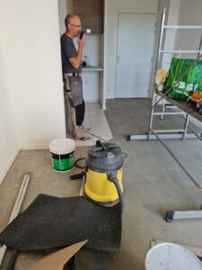 Dépose de la moquette - BricoSolutions